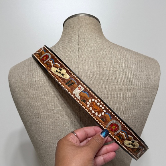 Vintage Western Colorful Scenery Tooled Leather Belt - Picture 11 of 17